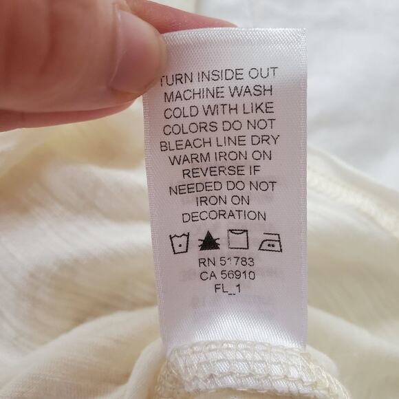 Maurices premium small womens cream colored long sleeve blouse - Picture 11 of 11